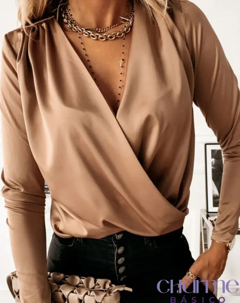 Blusa Decote V Essence Bege / Pp Blusa Decote Essence