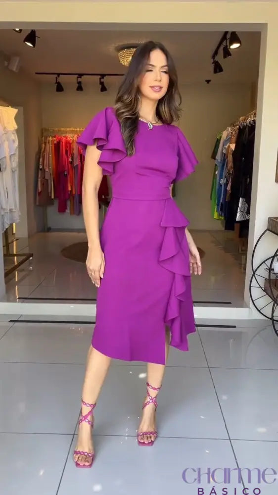 Vestido Amethyst – A Delicadeza Da Elegância!