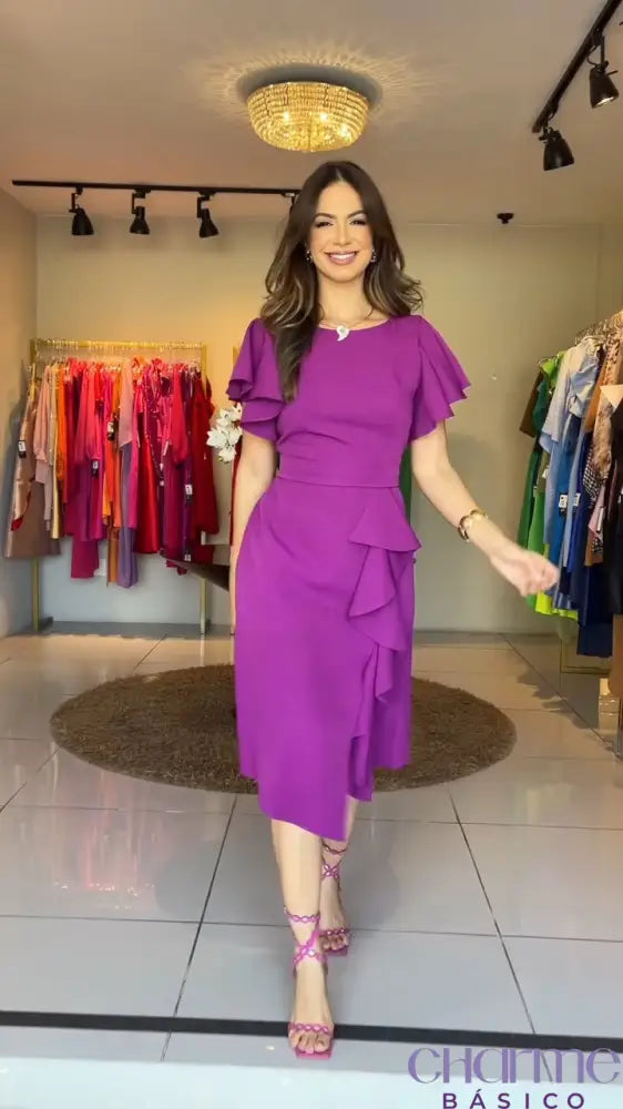 Vestido Amethyst – A Delicadeza Da Elegância!