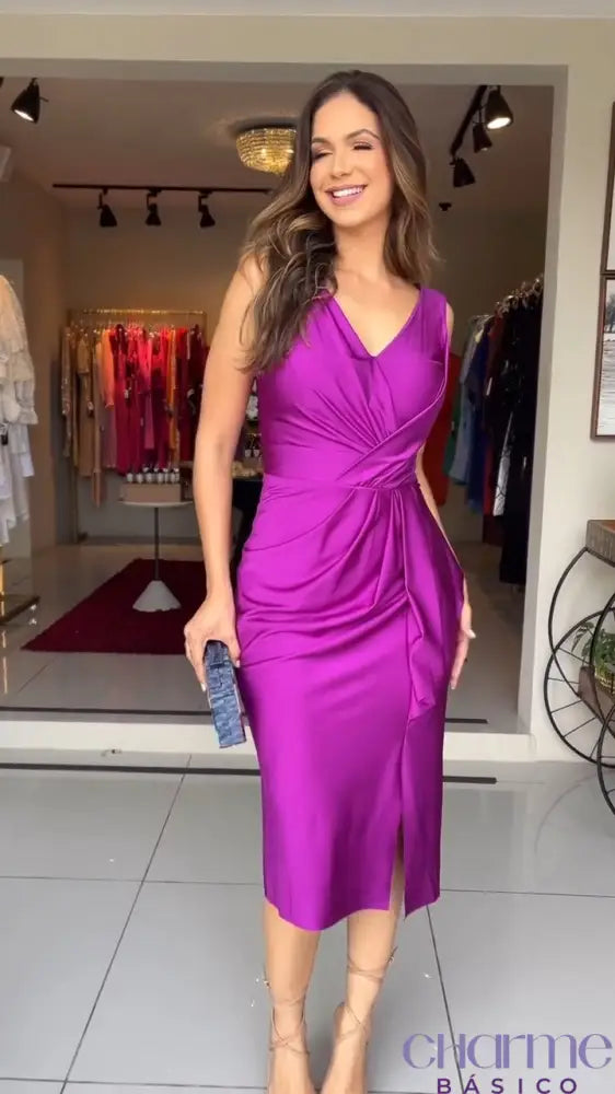 Vestido Amora – O Toque De Glamour Que Você Merece!