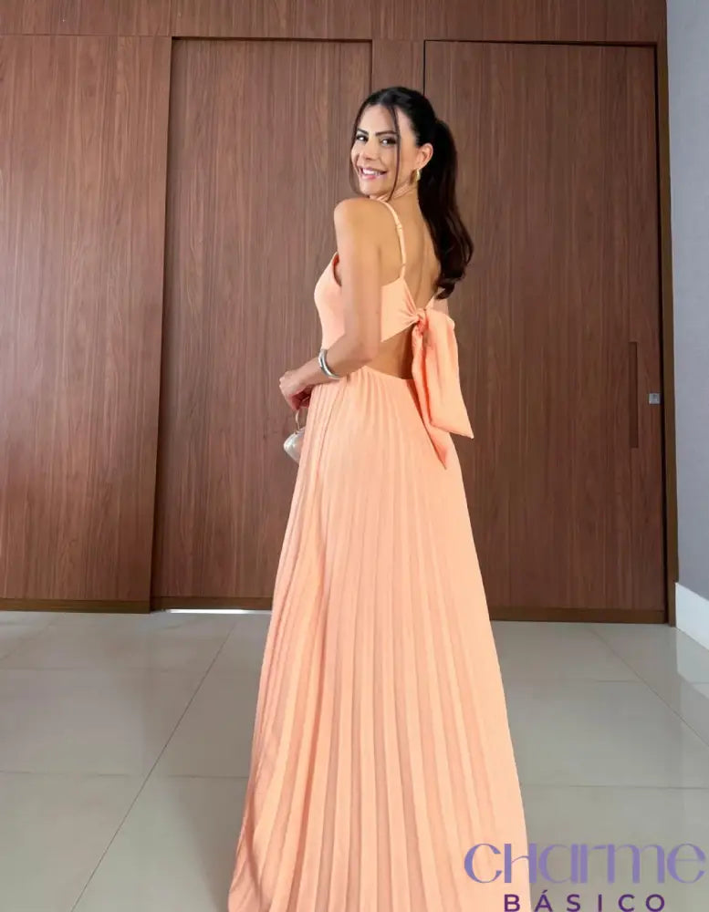 Vestido Clara – Elegância E Classe Em Cada Movimento