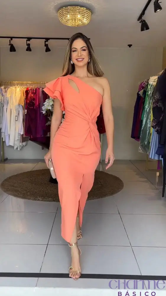 Vestido Coral Lumina - Um Toque De Elegância E Modernidade