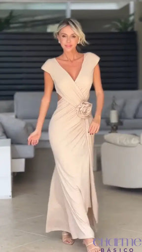 Vestido Cris – Leveza E Charme Em Uma Só Peça!