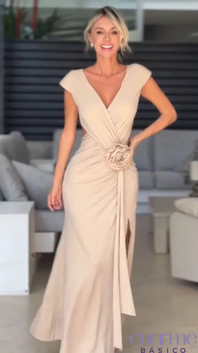 Vestido Cris – Leveza E Charme Em Uma Só Peça!