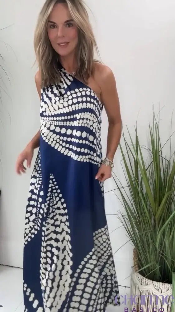 Vestido Maxi Olivia: A Elegância Atemporal Em Sua Forma Mais Pura Dresses