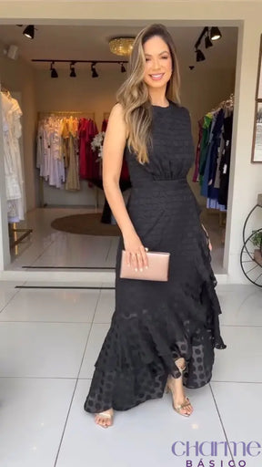 Vestido Noite Encantada – Elegância E Sofisticação Para Ocasiões Inesquecíveis